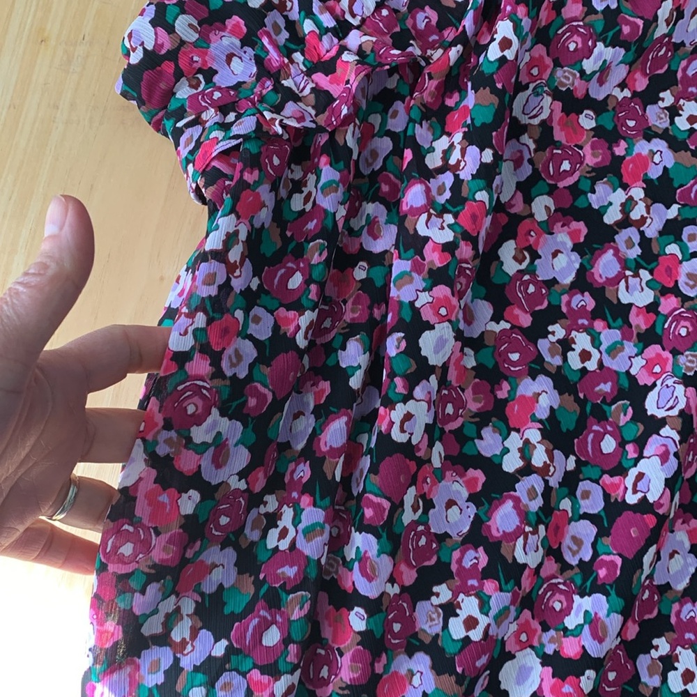 NWT J Crew v-neck Floral Print Back/Pink midi dress. Size 2 - Picture 8 of 8